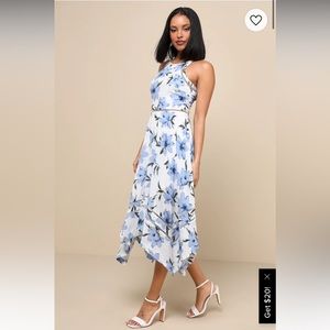 NWT Lulus Zahara Blue and White Floral Print Midi Dress Size Large